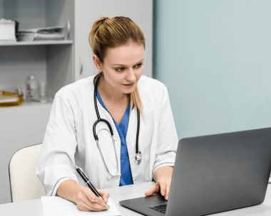 A medical transcriptionist delivers corsican transcription services for patient interviews and diagnosis summaries.