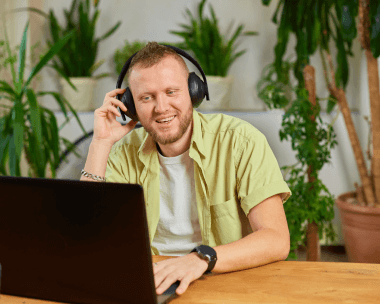 Client benefiting from clear and detailed real estate transcription for accurate property records, ensuring seamless deals.